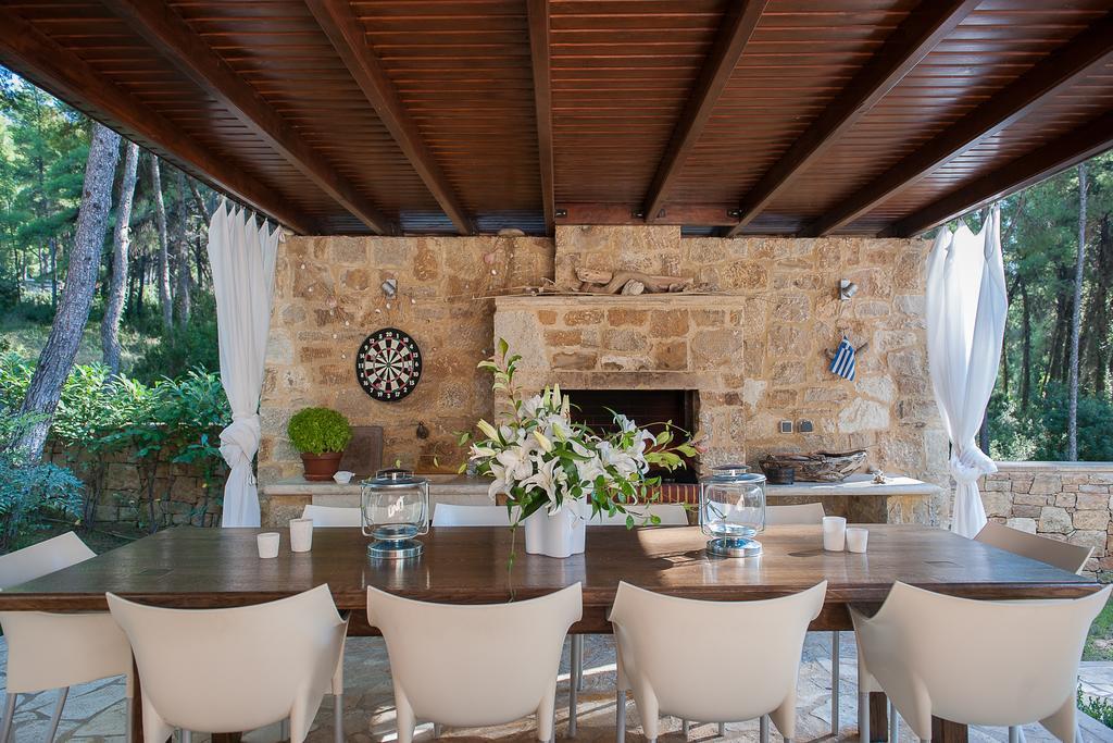 Naftilos Villa Sani With Private Pool Buitenkant foto